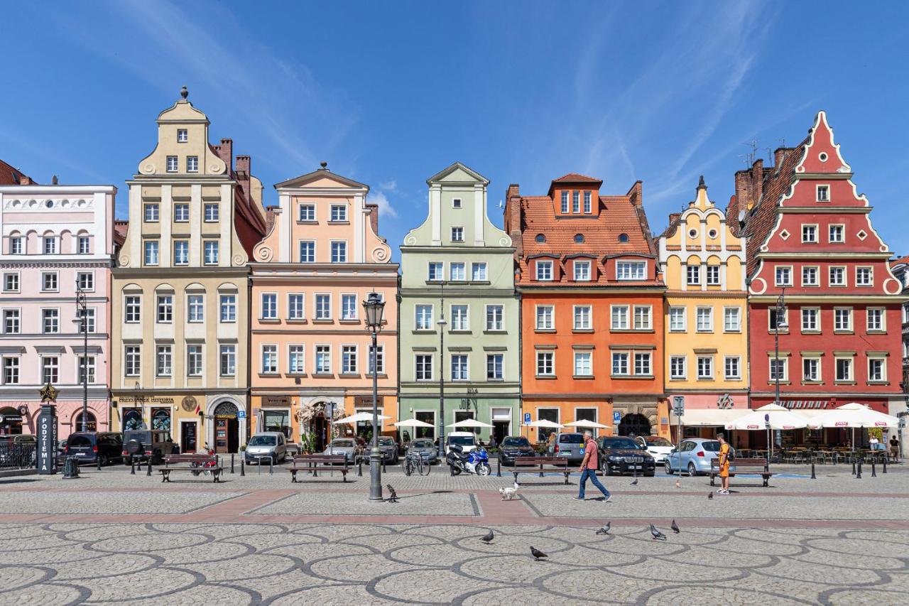 Przestronne Dwa Pokoje Z Widokiem Na Rynek I Plac Solny! Apartment วรอตซวาฟ ภายนอก รูปภาพ